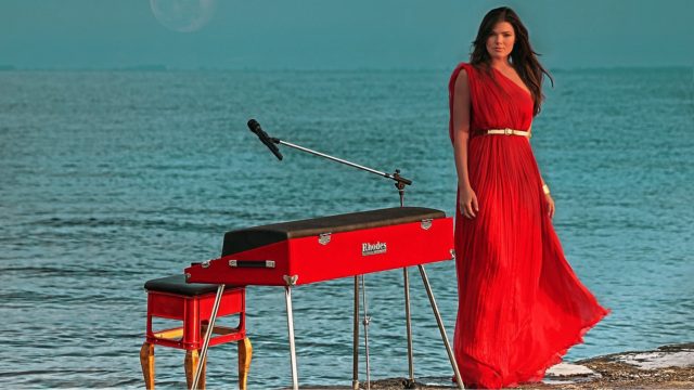Paula-Seling-Caruso